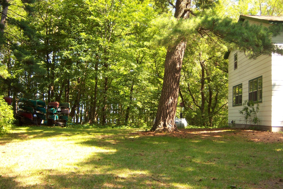Staff house lakeside
